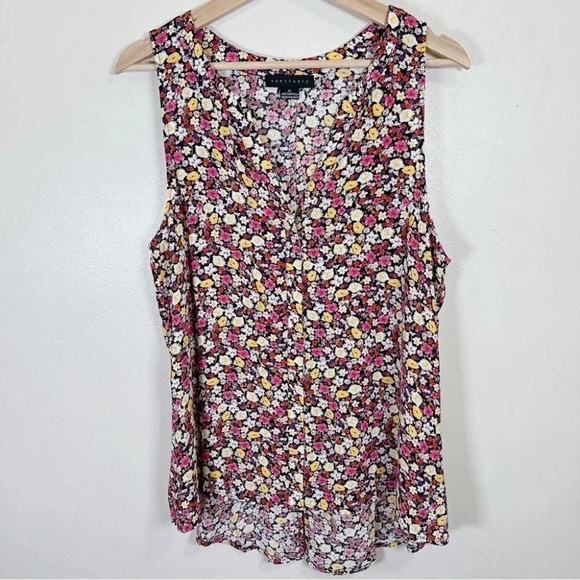 Sanctuary Craft Sleeveless Floral-Print Top - Picture 6 of 16